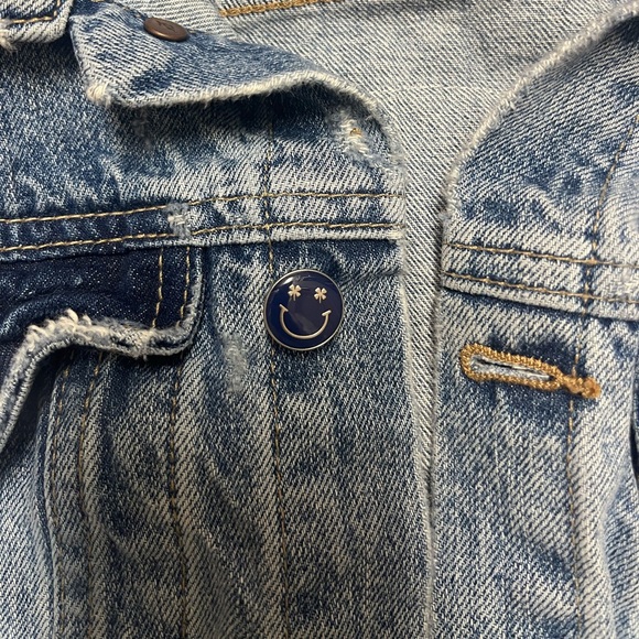 Lucky Brand “Don’t Worry Be Lucky” Jean Jacket - Picture 5 of 6